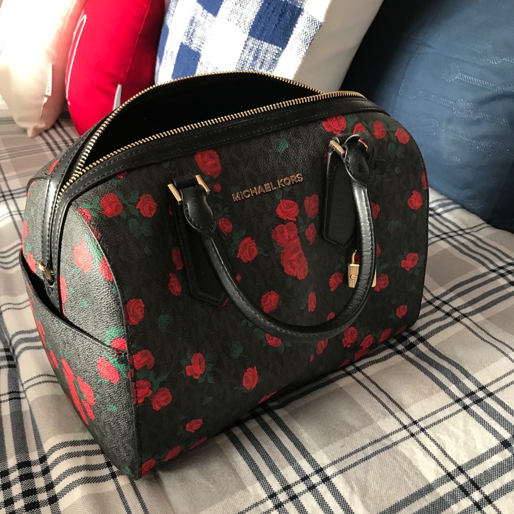 MK purse